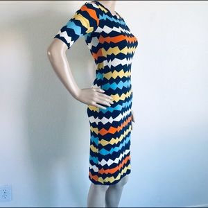 LuLaRoe Julia Bodycon Geometric Dress size XXS NWT